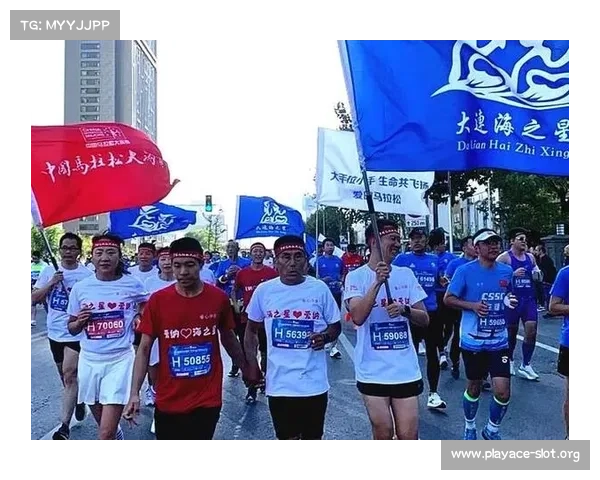 马拉松跑团身着寻亲服参赛开启寻亲之旅助力孩子回家路 马拉松跑团身着寻亲服参赛开启寻亲之旅助力孩子回家路