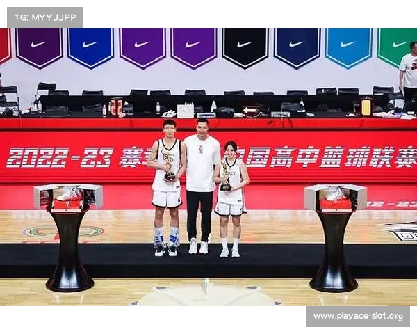 易建联强势逆袭战胜老对手 力挽狂澜成功复仇赢得荣誉 易建联强势逆袭战胜老对手 力挽狂澜成功复仇赢得荣誉