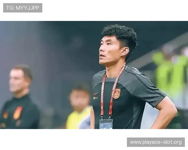 沪媒分析:单后腰布阵增加国足防守压力 郑智若未退役或能填补空缺 沪媒分析:单后腰布阵增加国足防守压力 郑智若未退役或能填补空缺